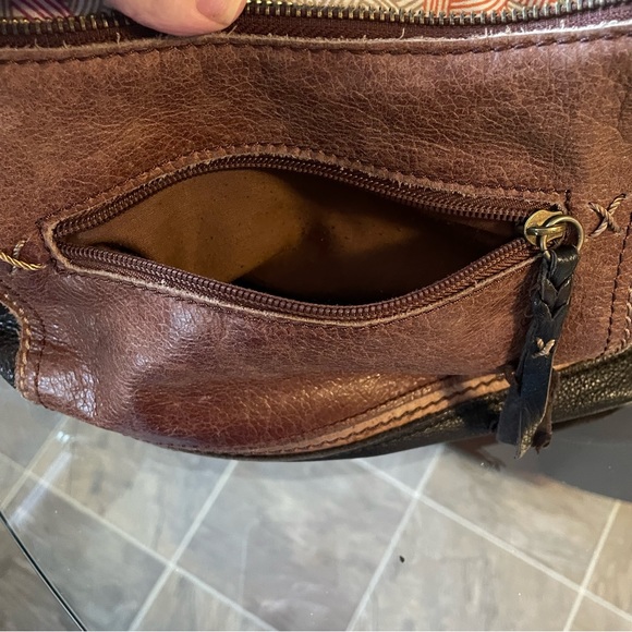 The Sak Genuine Leather Hobo Style Bag. - Picture 14 of 14